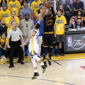 卢谈16年总决赛G7最后时刻：詹姆斯筋疲力尽 就让欧文挑库里单打